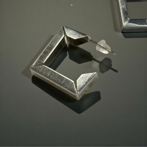 Lightweight Square Hard Plastic Stud Earrings